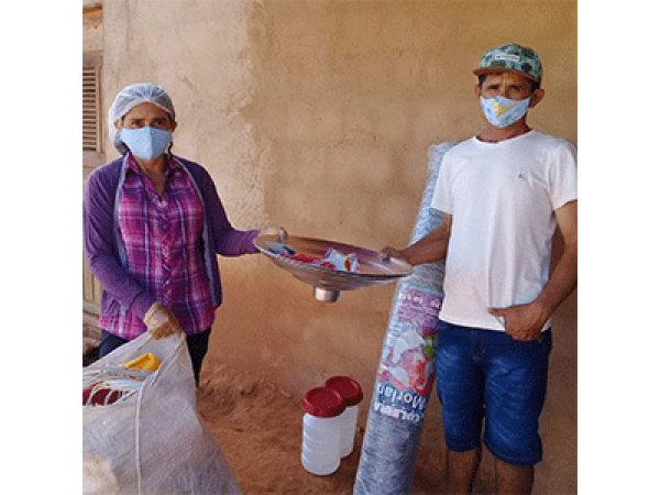 Esplar orienta entrega segura de materiais durante isolamento social em Quiterianópolis